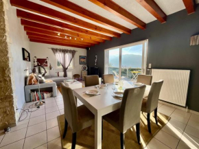Maison de standing avec vue imprenable et grand jardin